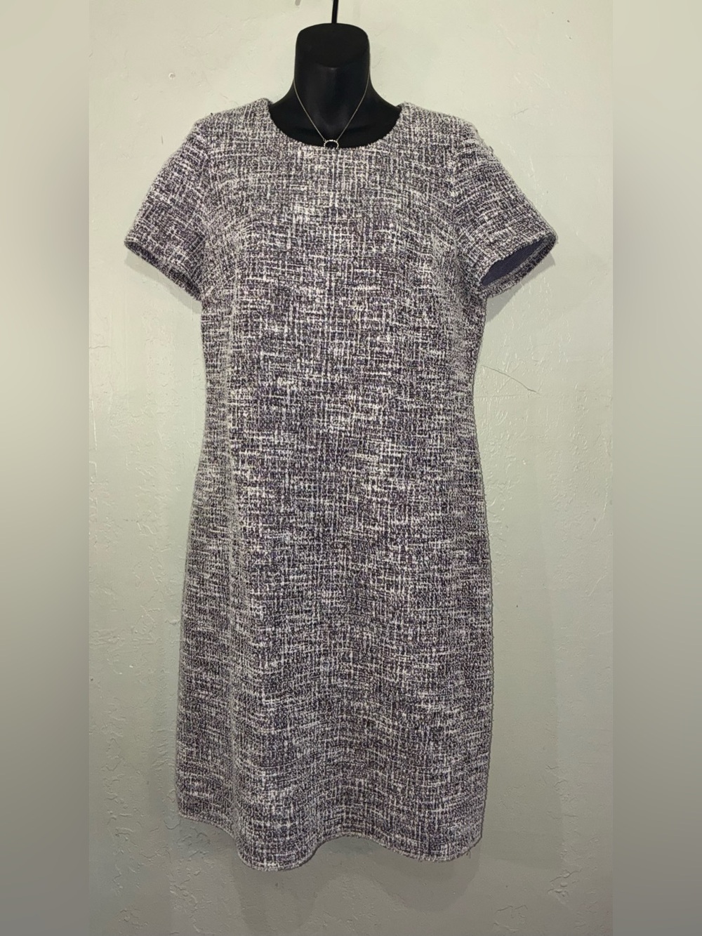 Calvin Klein Black and White Textured Short-Sleeve Shift Dress
